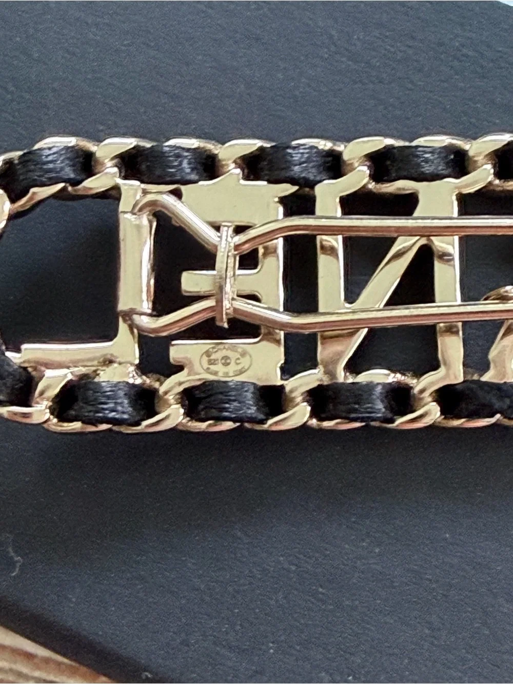 CHANEL Chain Logo Hair Clip/Barrette - Picture 5 of 5